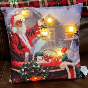Adorable Santa pillow with actual lights. EUC